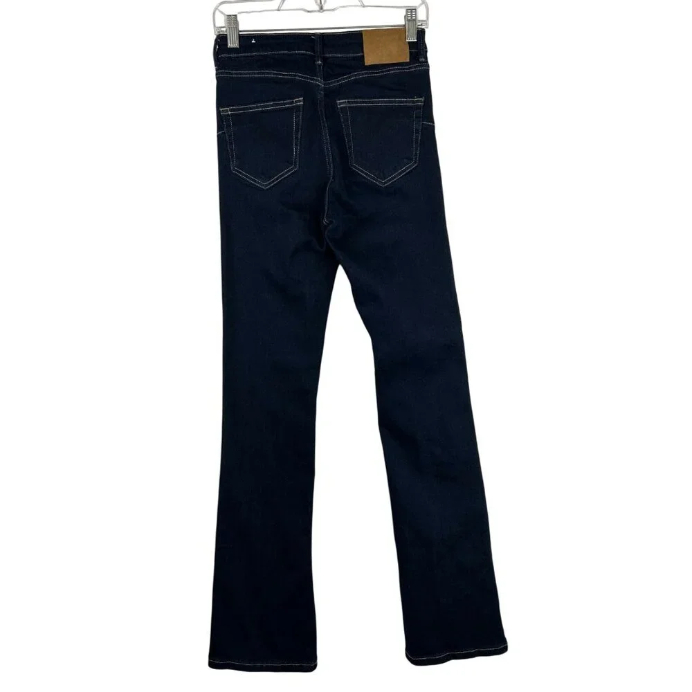 Zara Women’s US Size 4 Dark Wash Mid Rise Bootcut Jeans 33 Inch Inseam - Picture 2 of 16